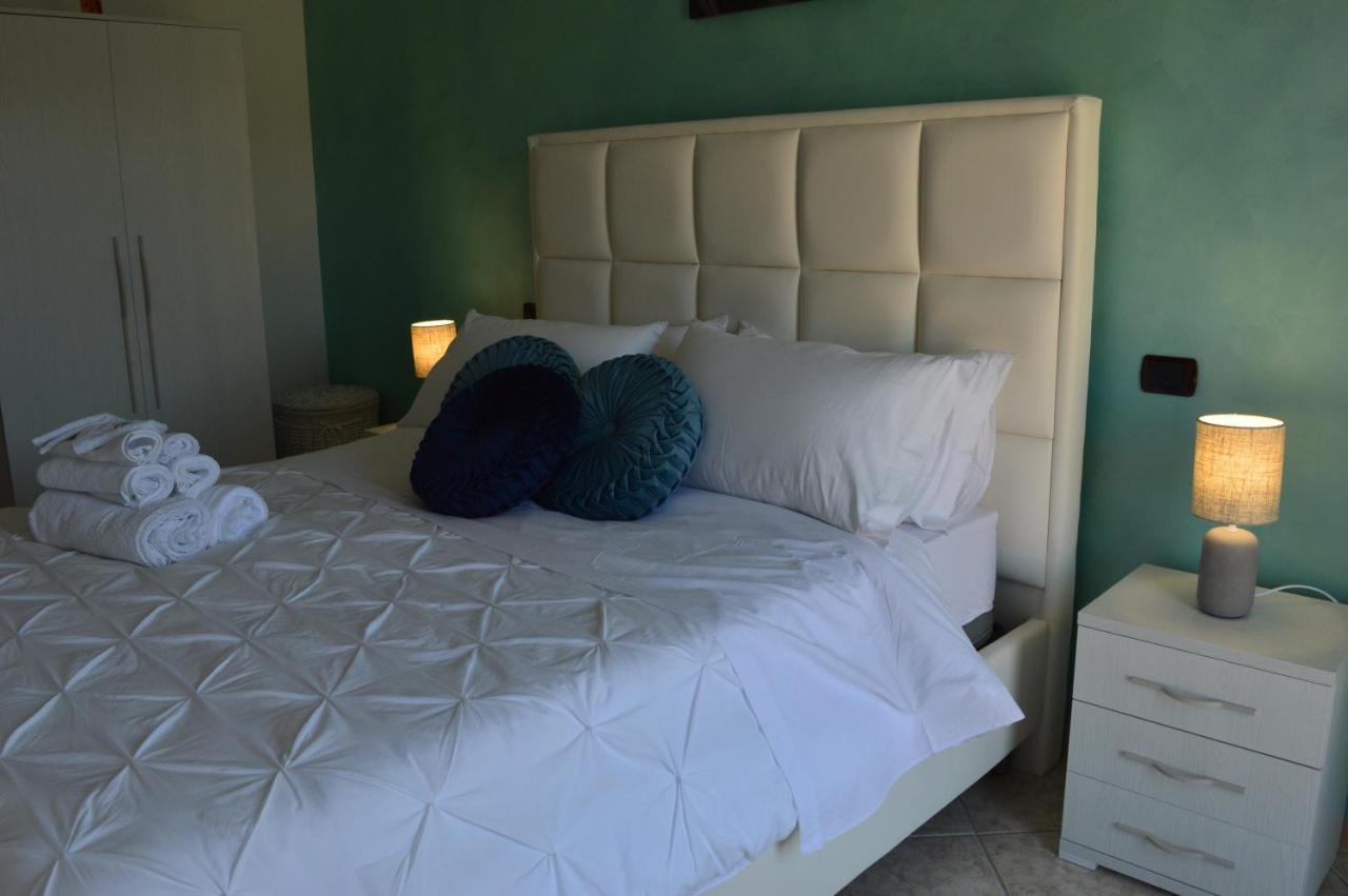 Emerella Luxury Suites Siderno Beach Exterior foto